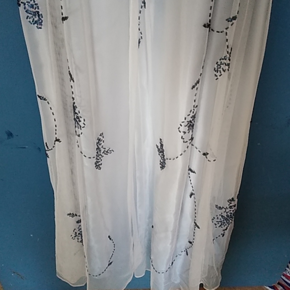 Long dress - Picture 7 of 7